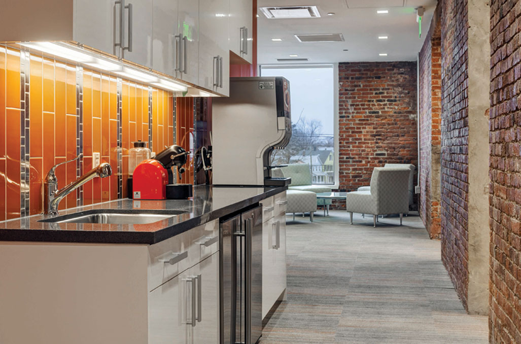 700 Canal Street Pantry