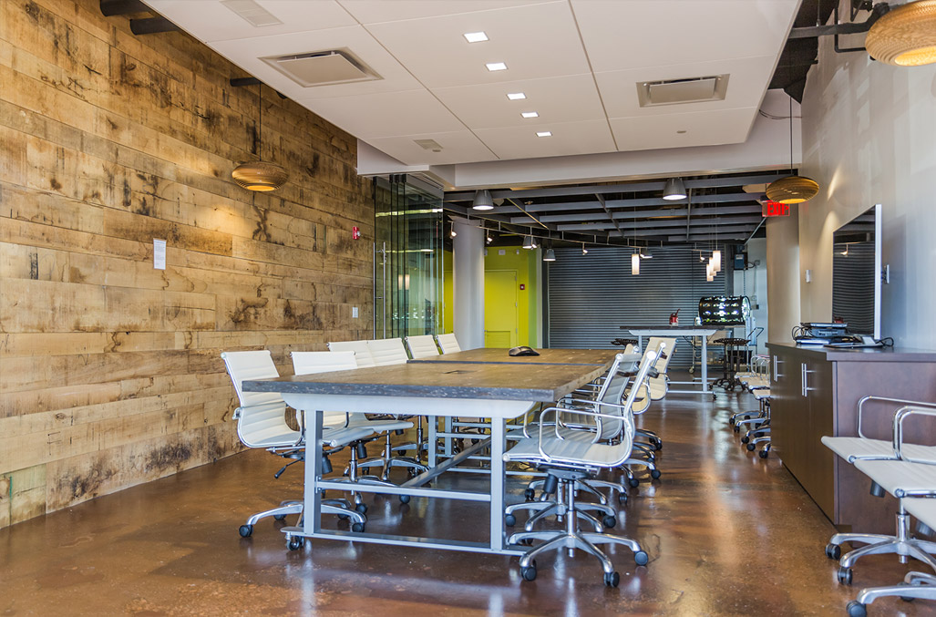 700 Canal Street Interior