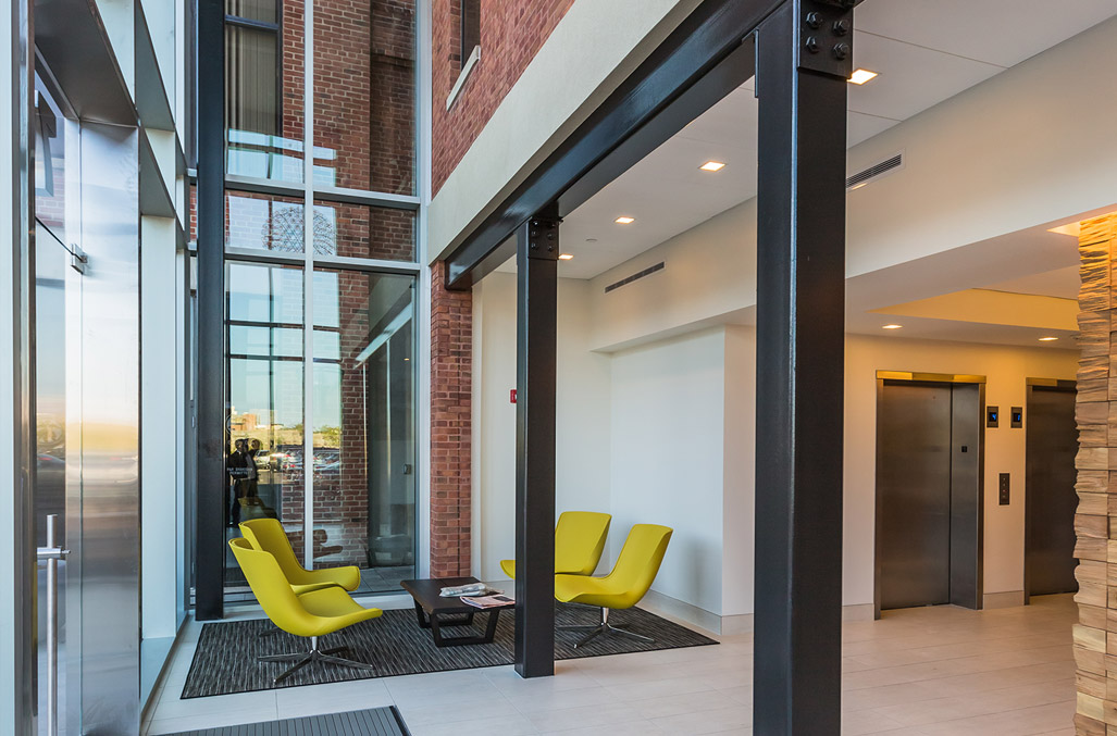 700 Canal Street Lobby Entrance